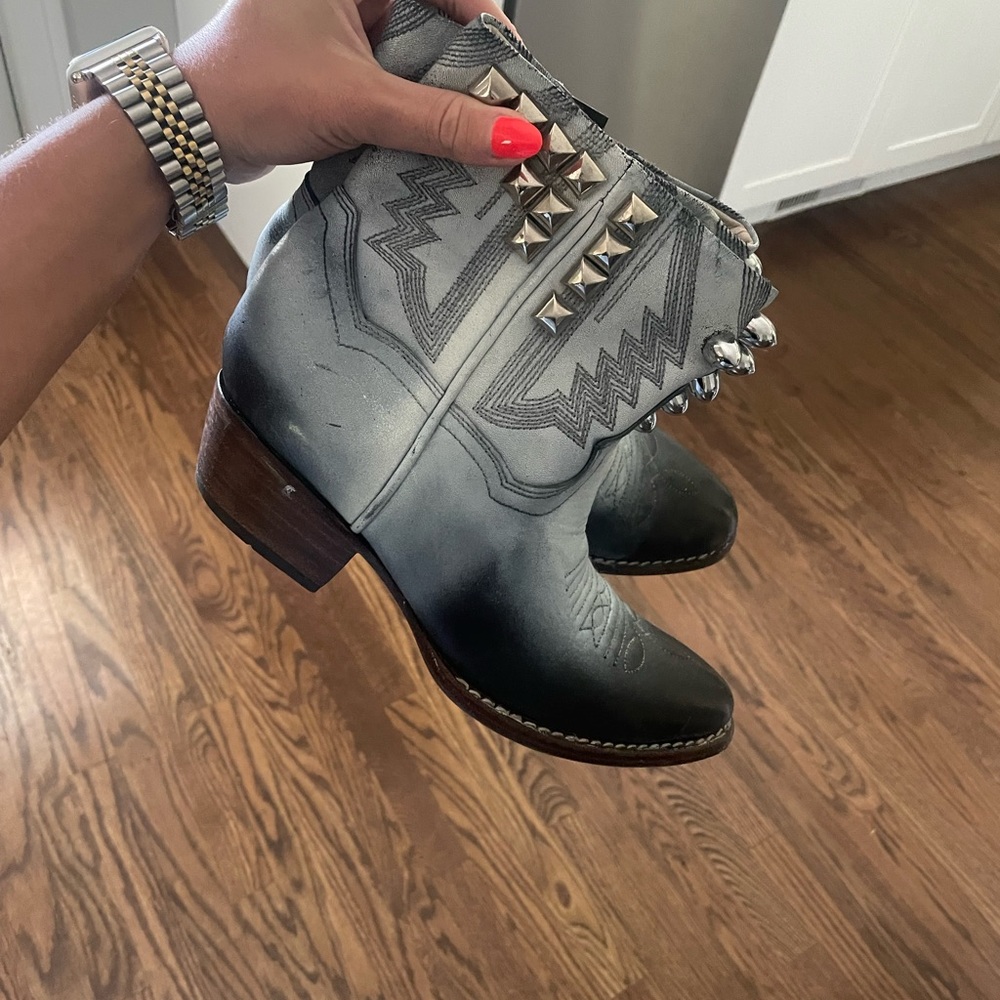 Spell and the Gypsy Night of Hunters Boot